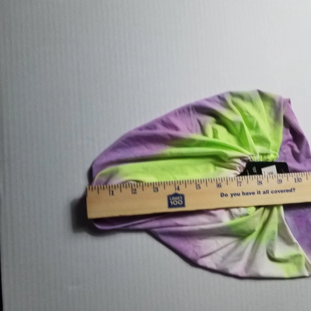 NWT QUEEN BEE TIE DYE MULTI USE SEALED BANDANA